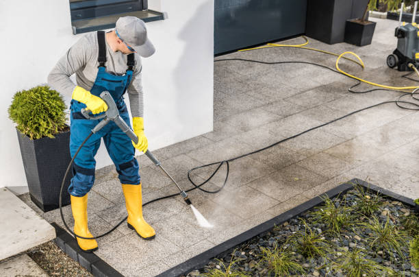 Best Commercial Building Pressure Washing  in Salem, OR
